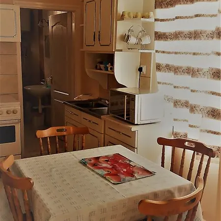 Koekoercsin Vendeghaz